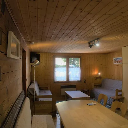 Appartement Charmieux En Typique